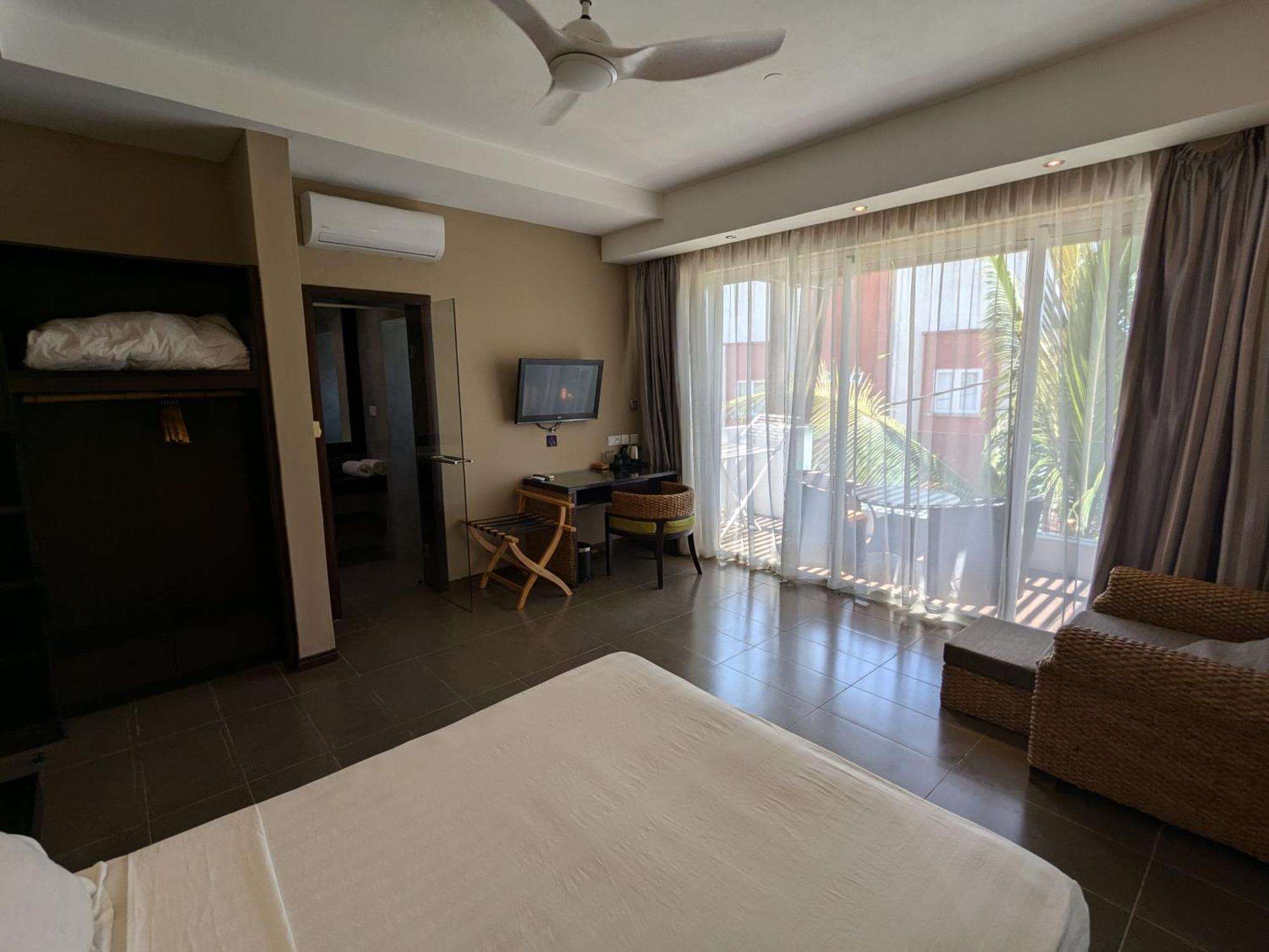 Dodola Lodge Pereybere Beach Екстер'єр фото