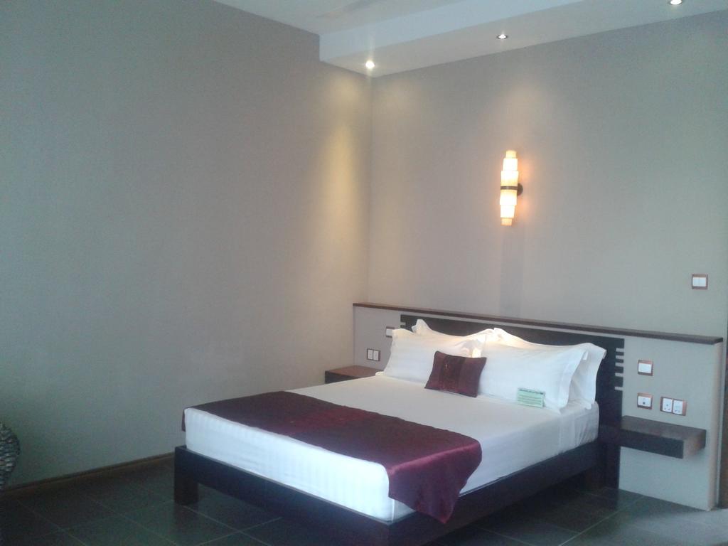 Dodola Lodge Pereybere Beach Екстер'єр фото
