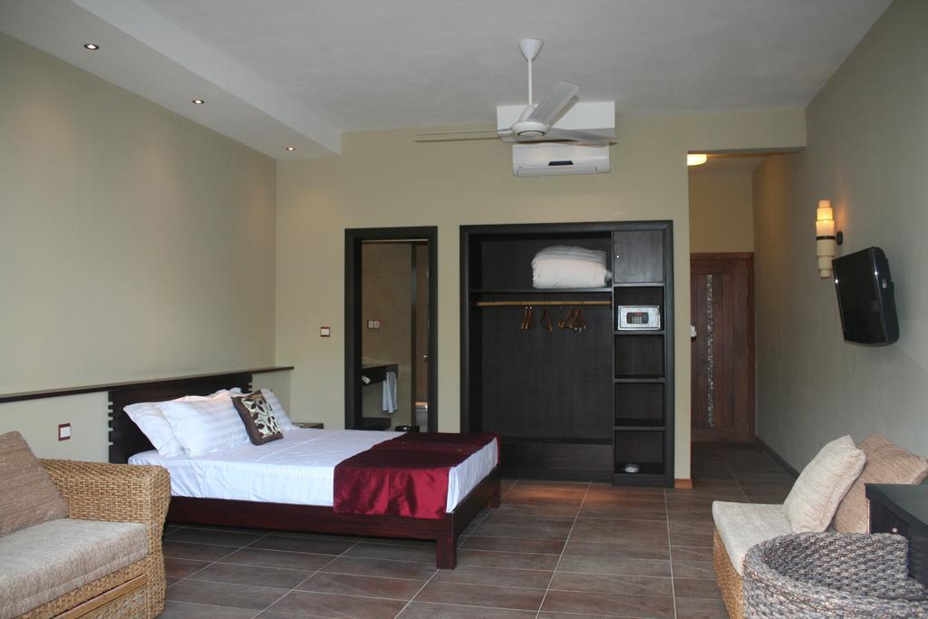 Dodola Lodge Pereybere Beach Екстер'єр фото