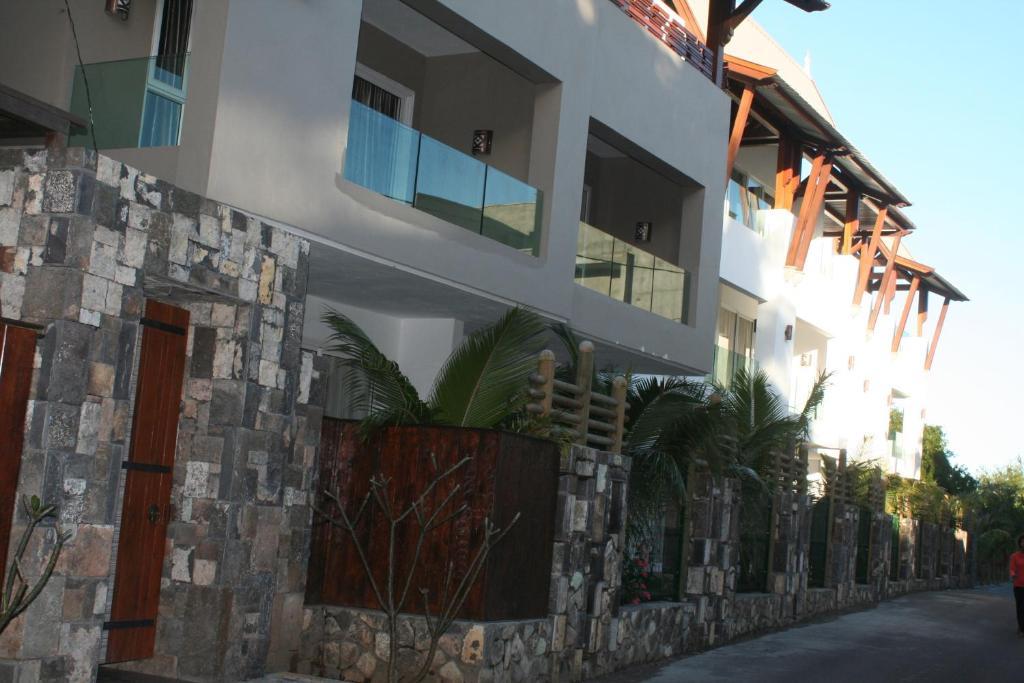 Dodola Lodge Pereybere Beach Екстер'єр фото